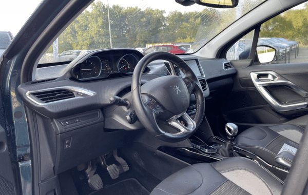 peugeot-2008-1-6-bluehdi-120ch-allure-s-s - 76058575