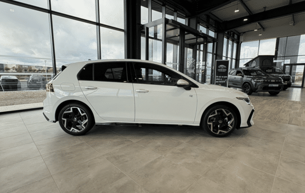 volkswagen-golf-viii-2-0-tdi-150ch-r-line-dsg7 - 76738575