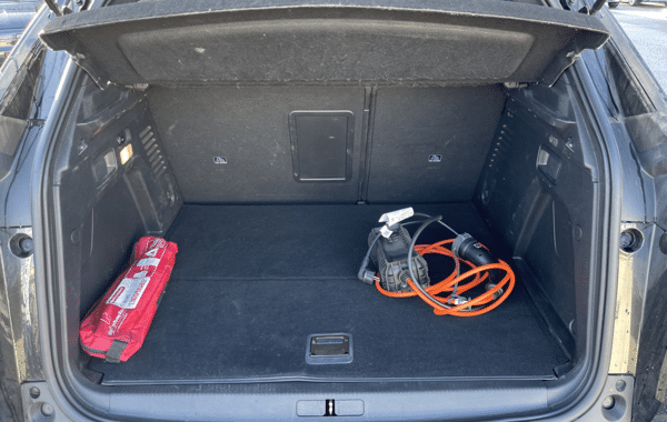 peugeot-3008-hybrid4-300ch-gt-pack-e-eat8 - 76818575
