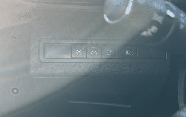 peugeot-3008-hybrid4-300ch-gt-pack-e-eat8 - 76818575