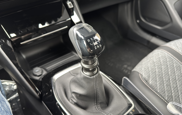 peugeot-2008-1-2-puretech-100ch-s-s-allure - 111714686
