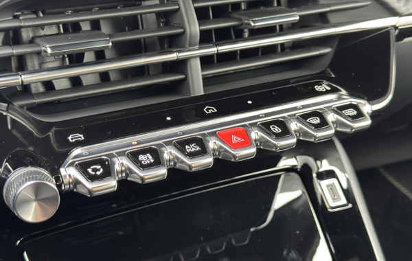 peugeot-2008-1-2-puretech-130ch-s-s-gt-eat8 - 128484686