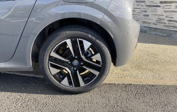 peugeot-208-1-2-puretech-100ch-s-s-allure - 131614686