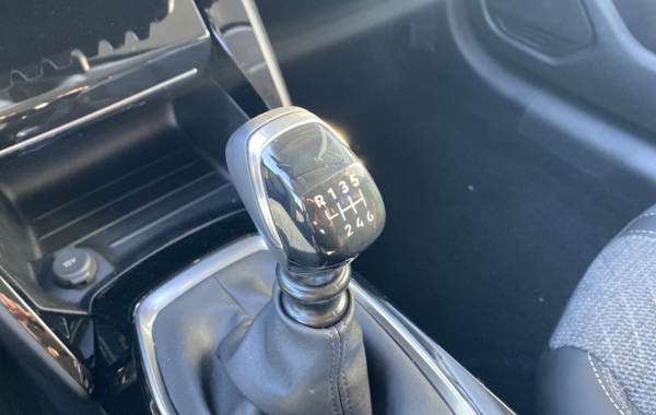 peugeot-208-1-2-puretech-100ch-s-s-allure - 131614686