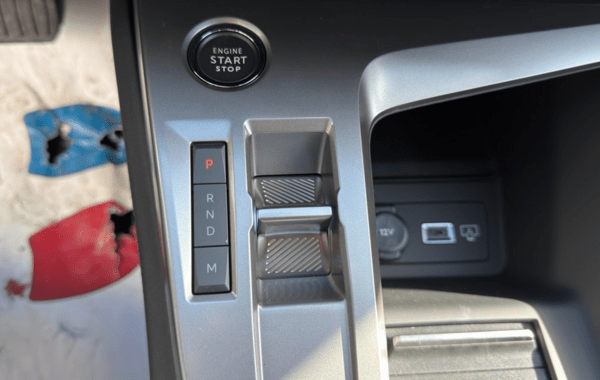 peugeot-308-1-5-bluehdi-130ch-s-s-allure-eat8 - 133094686