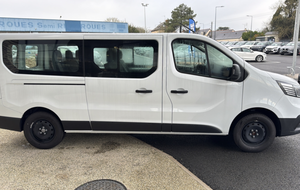renault-trafic-iii-combi-l1-2-0-blue-dci-150ch-s-s-zen-8-places-e6e - 133564686