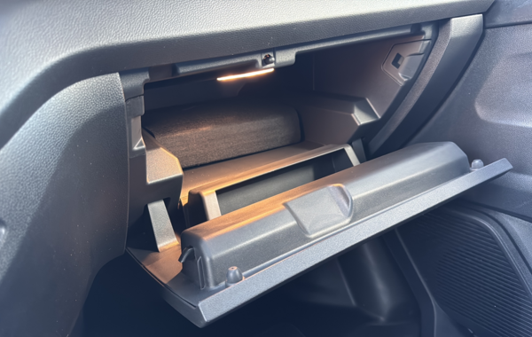 renault-trafic-iii-combi-l1-2-0-blue-dci-150ch-s-s-zen-8-places-e6e - 133564686