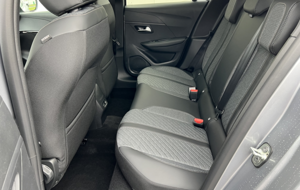 peugeot-208-1-2-puretech-100ch-s-s-allure - 133764686