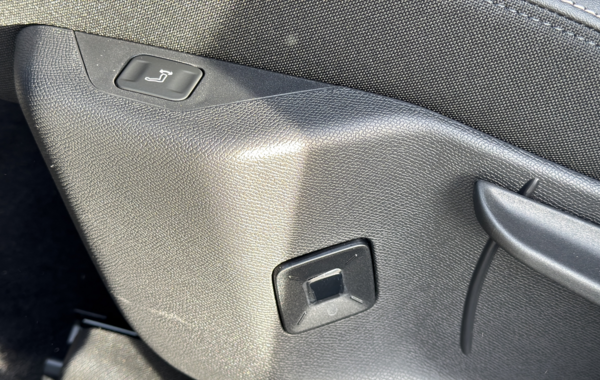 peugeot-3008-1-2-hybrid-136ch-allure-e-dcs6 - 135164686