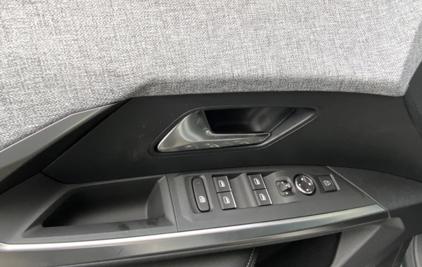 peugeot-3008-1-2-hybrid-136ch-gt-e-dcs6 - 135624686