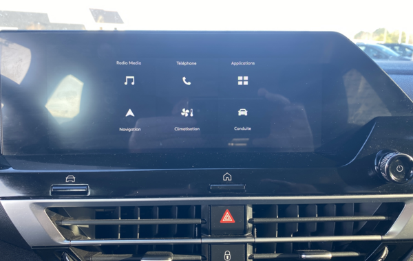 citroen-c4-bluehdi-130ch-s-s-feel-pack-eat8 - 135934686
