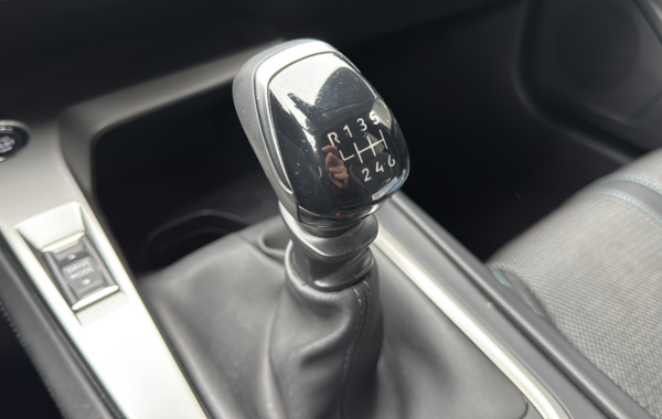 peugeot-308-1-2-puretech-130ch-s-s-allure - 136254686