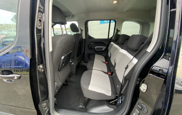 citroen-berlingo-taille-m-1-5-bluehdi-100ch-s-s-plus-5-places - 136644686