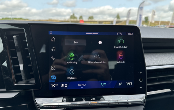 renault-austral-1-3-tce-mild-hybrid-160ch-evolution-auto-24 - 139034686