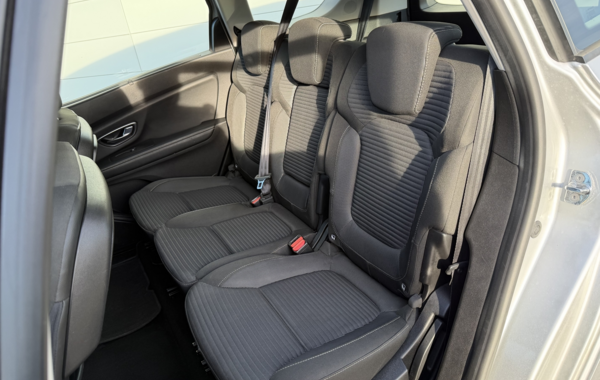 renault-grand-scenic-iv-1-5-dci-110ch-hybrid-assist-business-7-places - 139764686