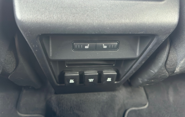 land-rover-discovery-sport-2-0-td4-150ch-hse-awd-bva-mark-iv - 140574686