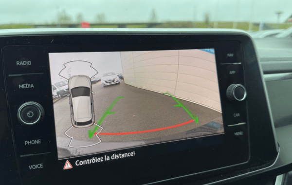 volkswagen-t-roc-2-0-tdi-150ch-r-line-dsg7 - 141704686