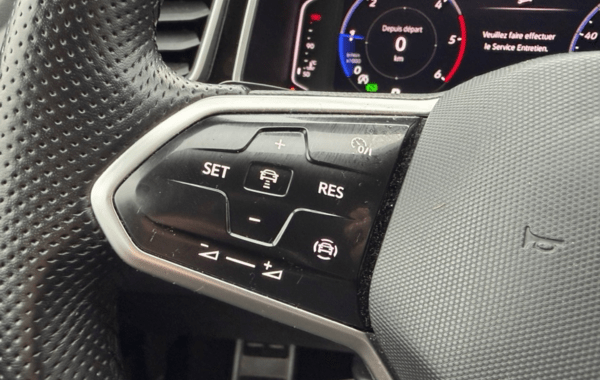 volkswagen-t-roc-2-0-tdi-150ch-r-line-dsg7 - 141704686