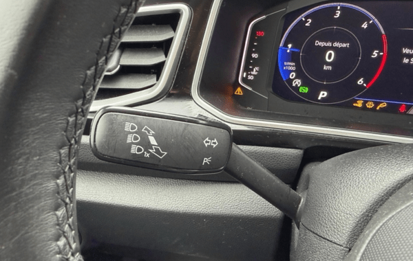 volkswagen-t-roc-2-0-tdi-150ch-r-line-dsg7 - 141704686