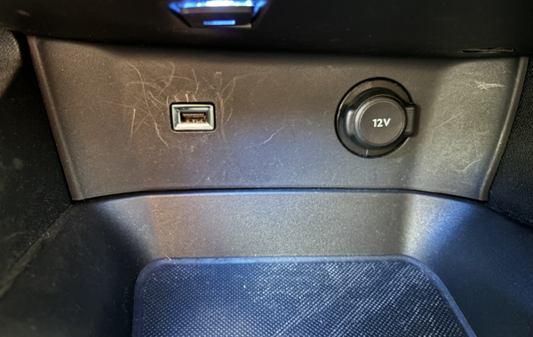 peugeot-3008-1-2-puretech-130ch-s-s-allure-pack-eat8 - 142824686