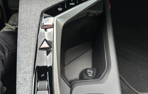 peugeot-3008-1-2-hybrid-145ch-allure-e-dcs6 - 144584686
