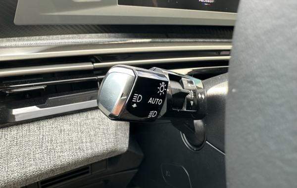 peugeot-3008-1-2-hybrid-145ch-allure-e-dcs6 - 144604686