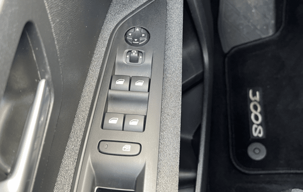 peugeot-3008-1-5-bluehdi-130ch-s-s-active-pack - 145044686