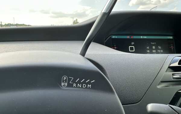 citroen-grand-c4-picasso-puretech-130ch-feel-s-s-eat6 - 145984686