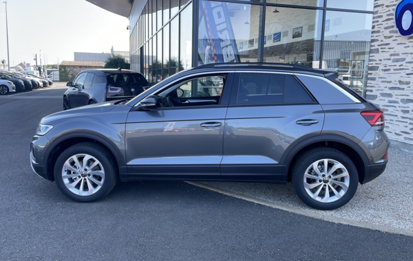 volkswagen-t-roc-1-5-tsi-evo2-150ch-life-plus-dsg7 - 146854686