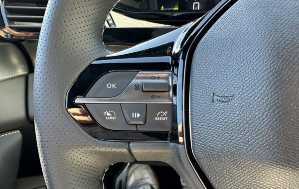 peugeot-308-1-5-bluehdi-130ch-s-s-gt-eat8 - 147674686