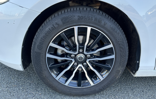 volvo-v40-d2-120ch-momentum - 148594686