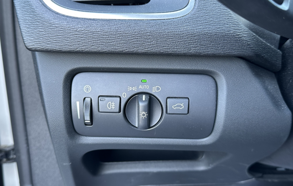 volvo-v40-d2-120ch-momentum - 148594686