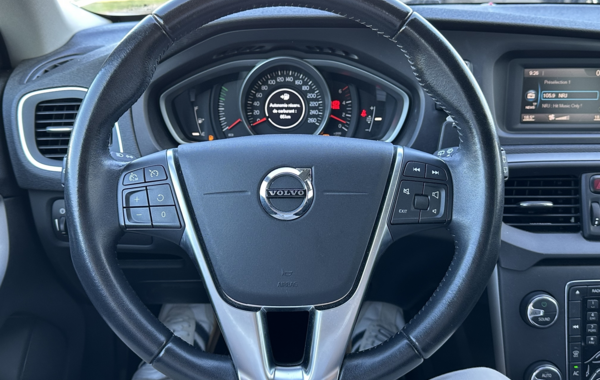 volvo-v40-d2-120ch-momentum - 148594686
