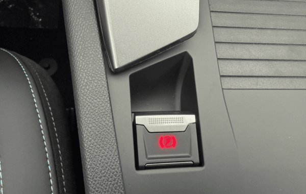 peugeot-308-sw-1-5-bluehdi-130ch-s-s-allure-eat8 - 148754686