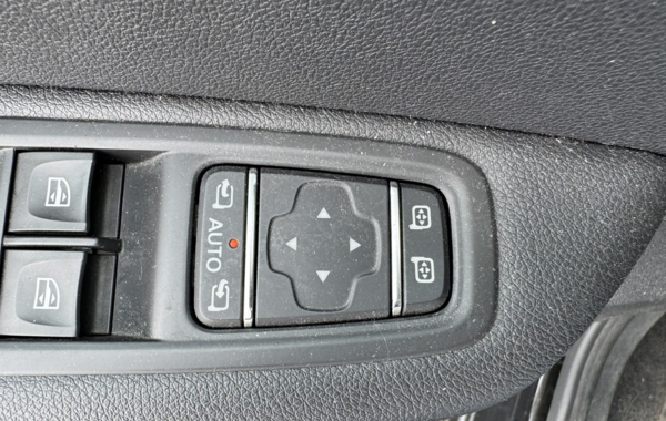 renault-captur-1-2-tce-120ch-energy-intens-edc - 148824686