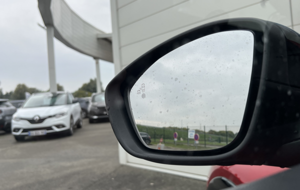 peugeot-208-1-2-hybrid-145ch-gt-e-dcs6 - 149354686