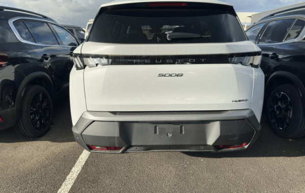 peugeot-5008-hybrid-145ch-allure-e-dcs6 - 150284686