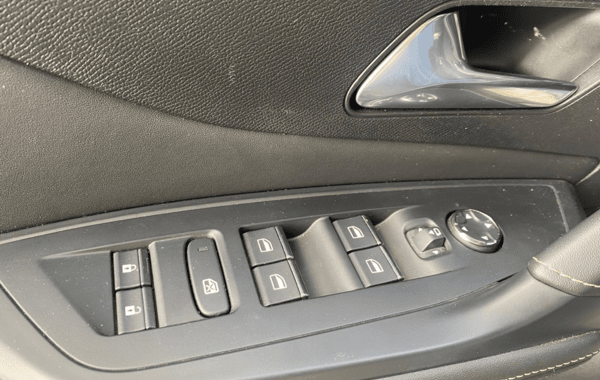 peugeot-308-1-5-bluehdi-130ch-s-s-gt-eat8 - 150844686