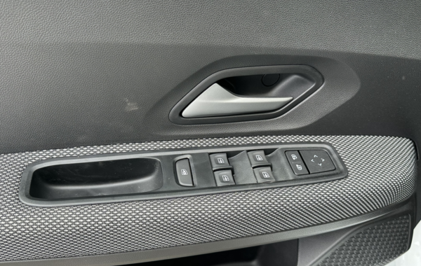 dacia-sandero-1-0-tce-90ch-stepway-expression-auto-24 - 150954686