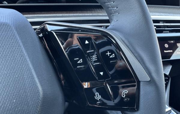 peugeot-5008-hybrid-145ch-allure-e-dcs6 - 150984686