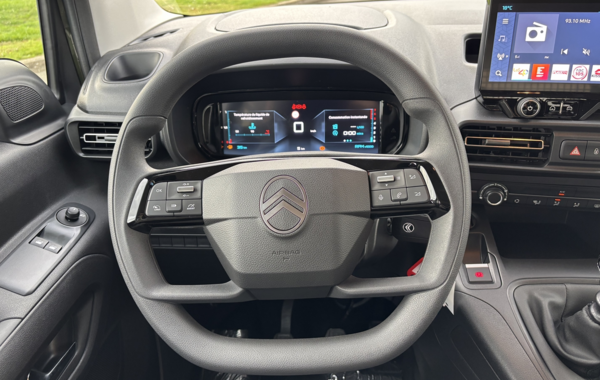 citroen-berlingo-taille-m-1-5-bluehdi-100ch-s-s-plus-5-places-n1 - 151324686