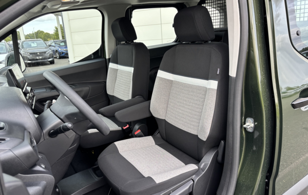 citroen-berlingo-taille-m-1-5-bluehdi-100ch-s-s-plus-5-places-n1 - 151334686