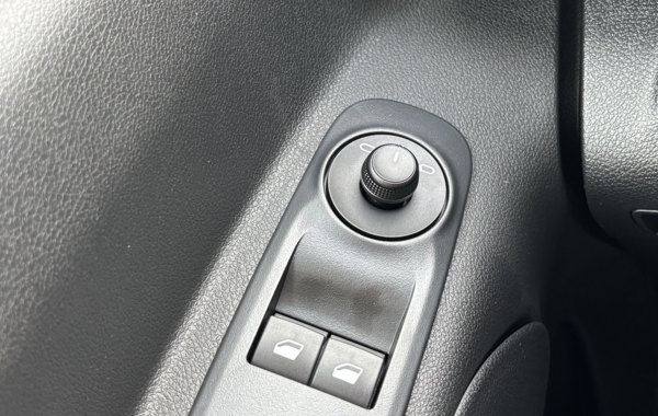 citroen-berlingo-taille-m-1-5-bluehdi-100ch-s-s-plus-5-places-n1 - 151334686