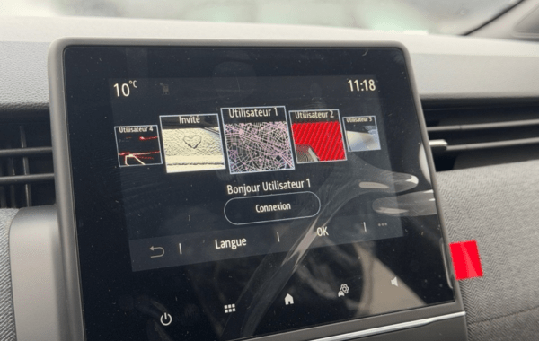 renault-clio-v-1-0-tce-90ch-techno-25 - 151484686