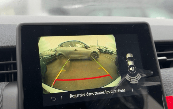 renault-clio-v-1-0-tce-90ch-techno-25 - 151484686