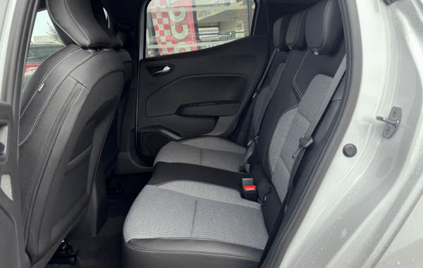 renault-clio-v-1-0-tce-90ch-techno-25 - 151504686