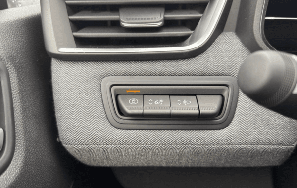 renault-clio-v-1-0-tce-90ch-techno-25 - 151514686