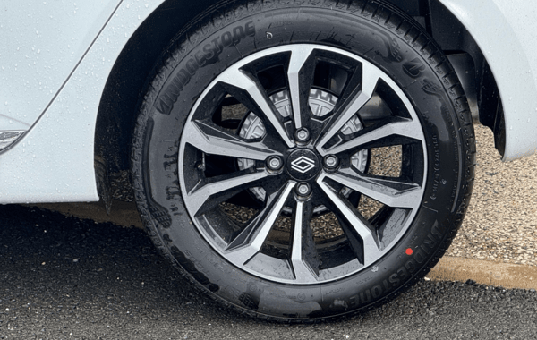 renault-clio-v-1-0-tce-90ch-techno-25 - 151534686