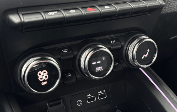 renault-clio-v-1-0-tce-90ch-techno-25 - 151534686