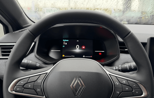 renault-clio-v-1-0-tce-90ch-techno-25 - 151544686